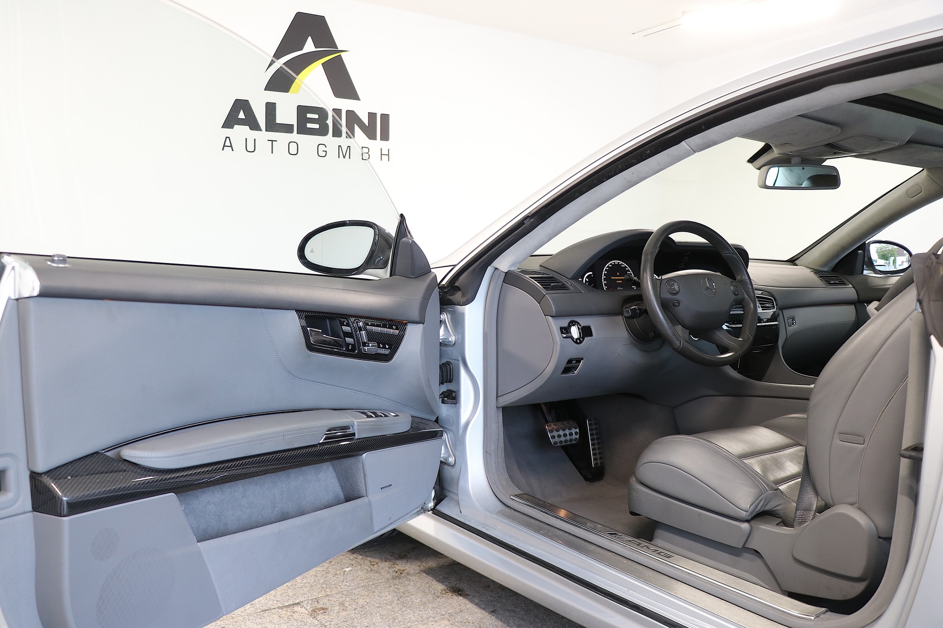 MERCEDES-BENZ CL 63 AMG 7G-Tronic-image-4