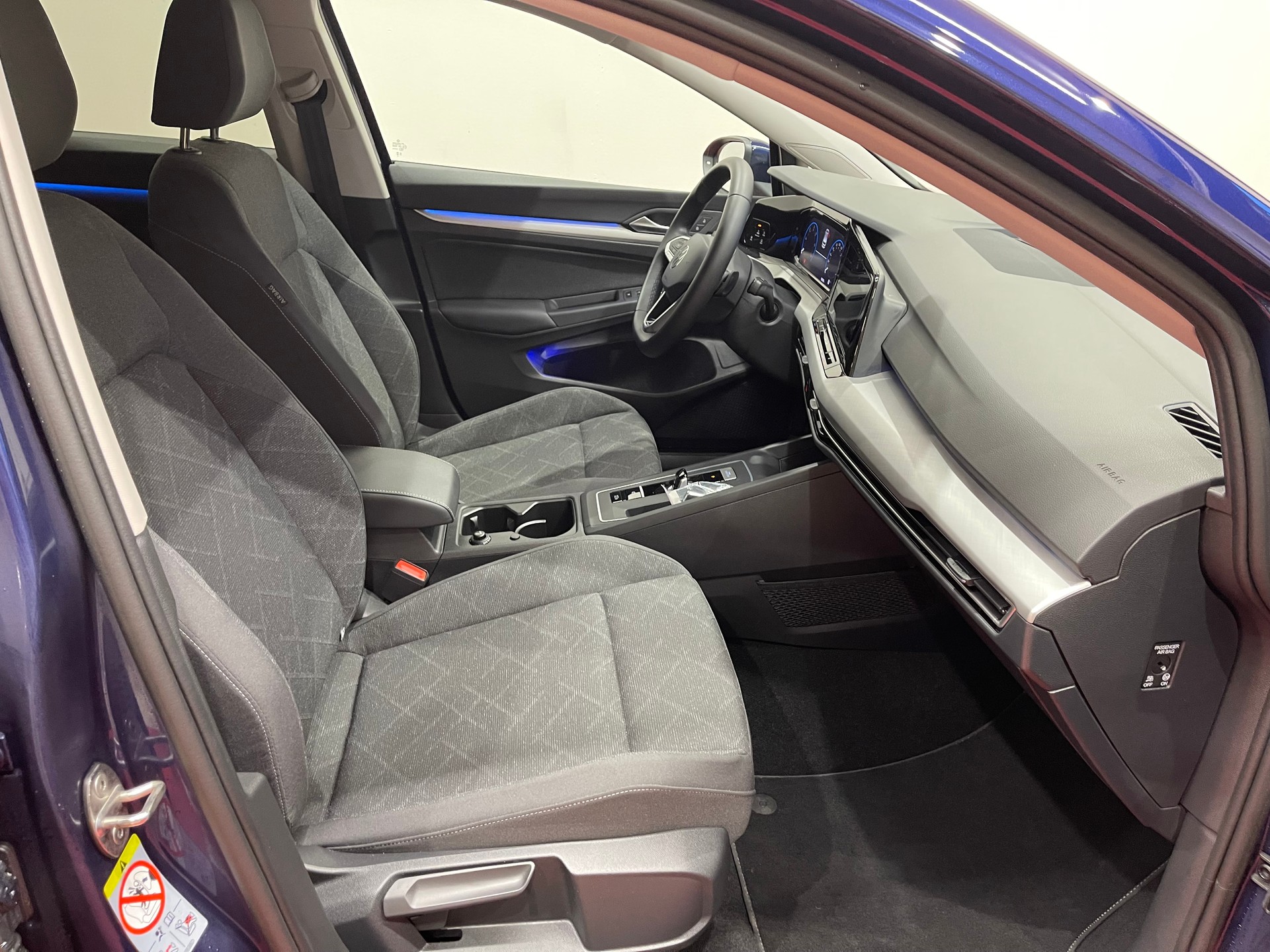 VW Golf 2.0 TDI Style DSG-image-13