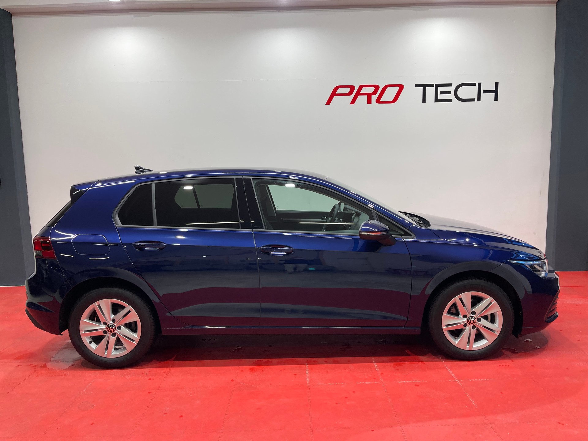 VW Golf 2.0 TDI Style DSG-image-4