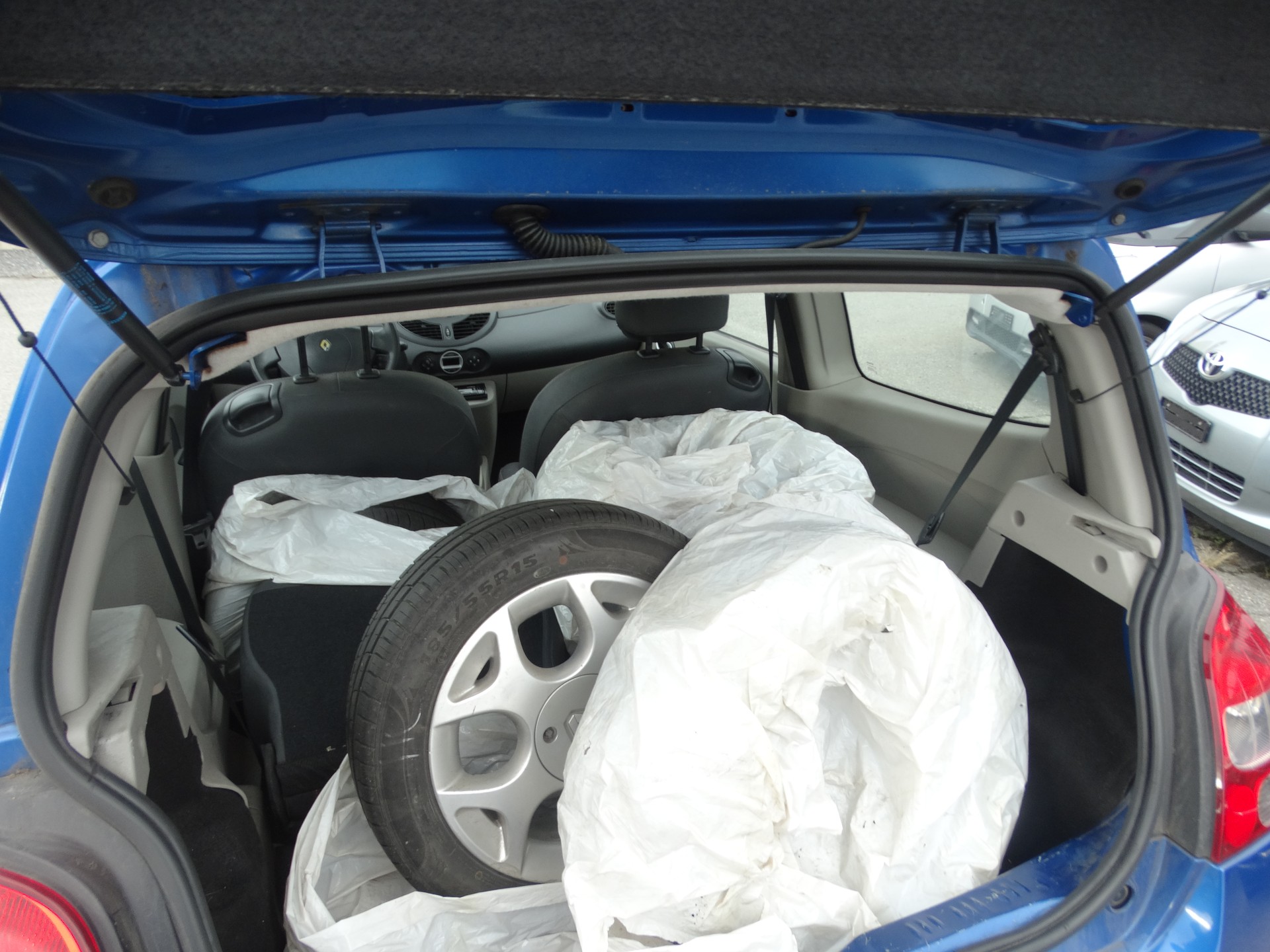 RENAULT Twingo 1.2 16V T GT-image-5
