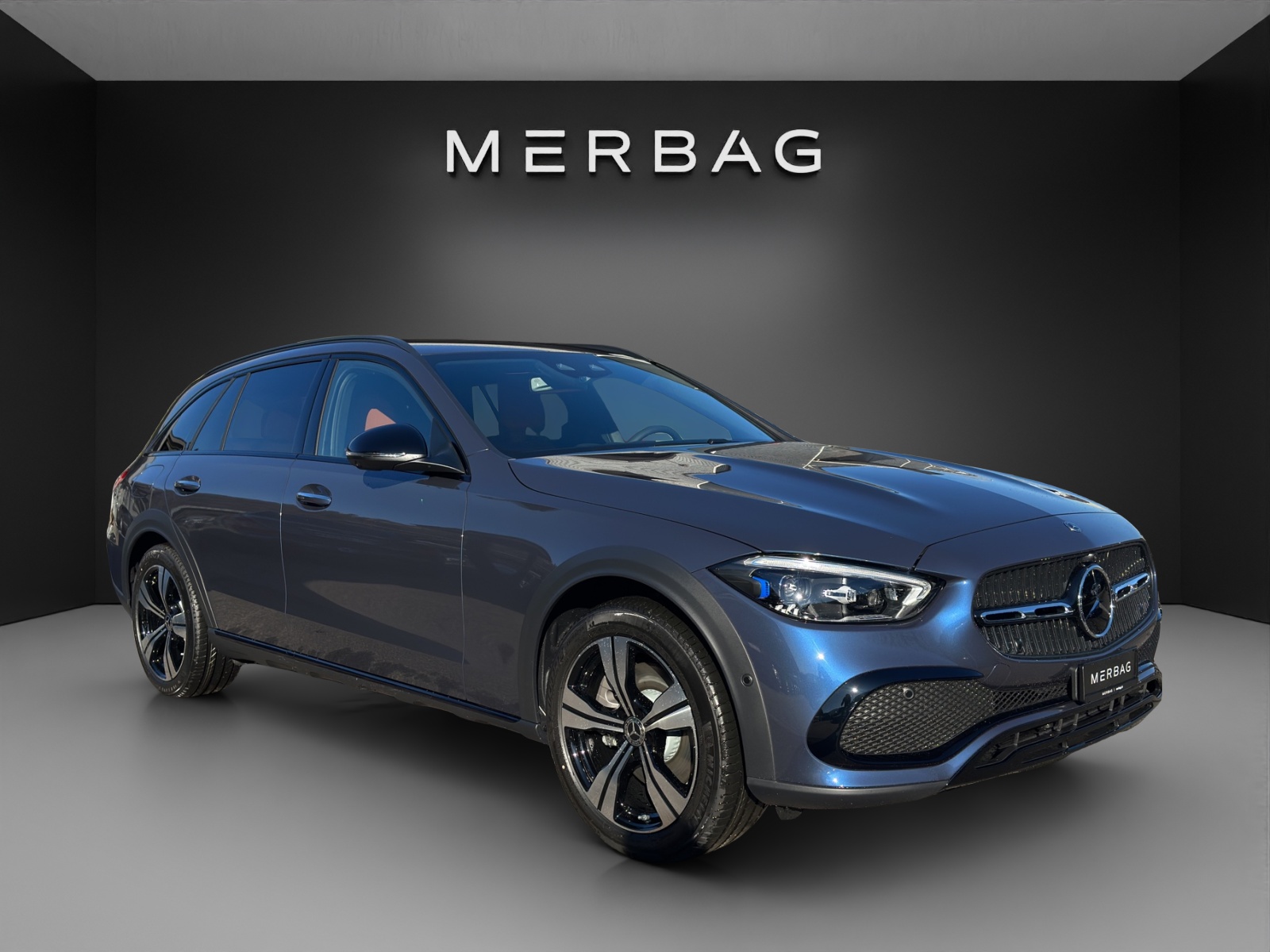 MERCEDES-BENZ C 220 d 4Matic T All-Terrain-image-5