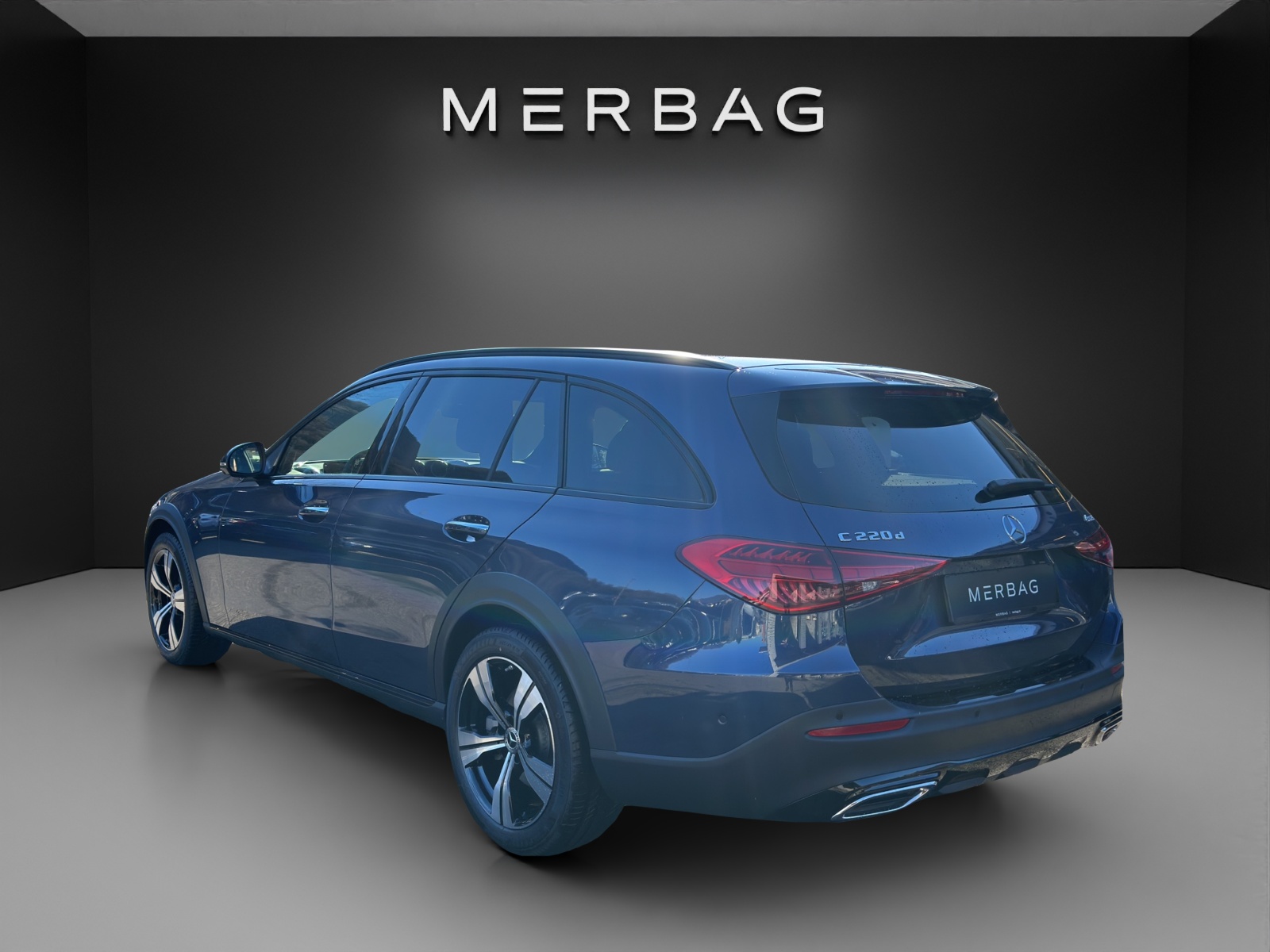 MERCEDES-BENZ C 220 d 4Matic T All-Terrain-image-2
