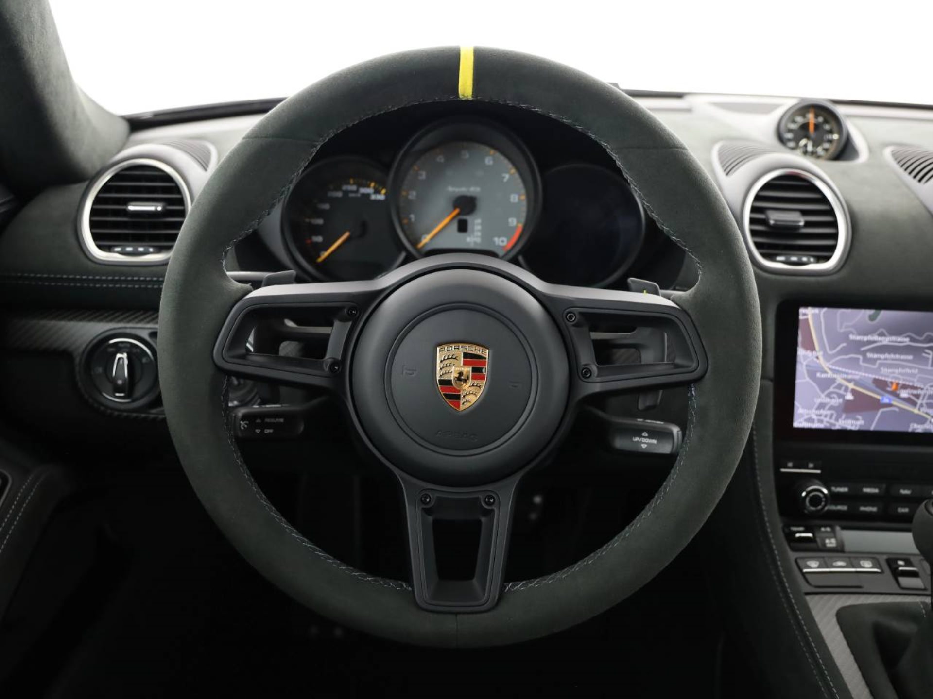 PORSCHE 718 Spyder RS-image-3
