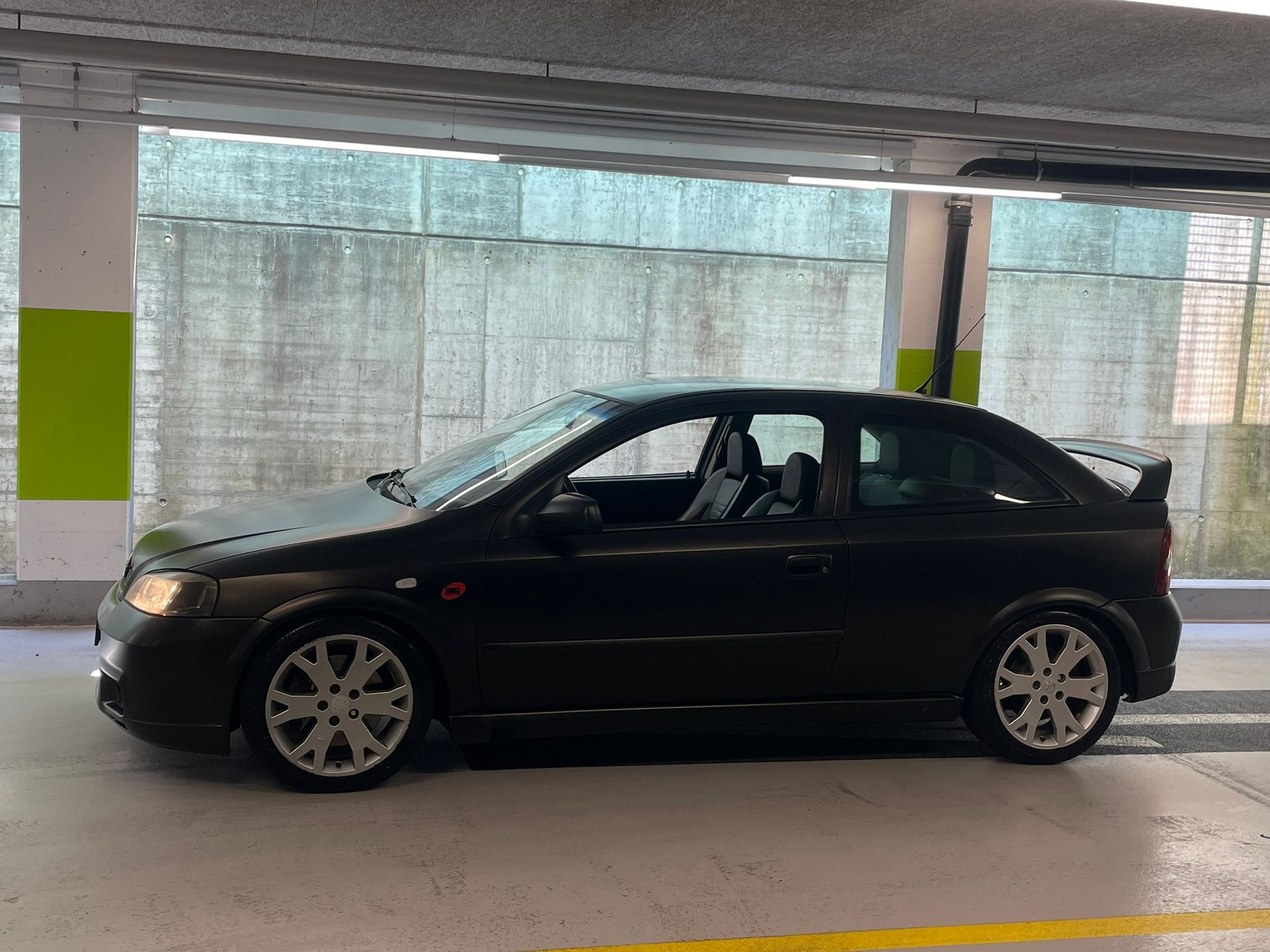 OPEL Astra 2.0i 16V Turbo OPC // MFK NEU-image-2
