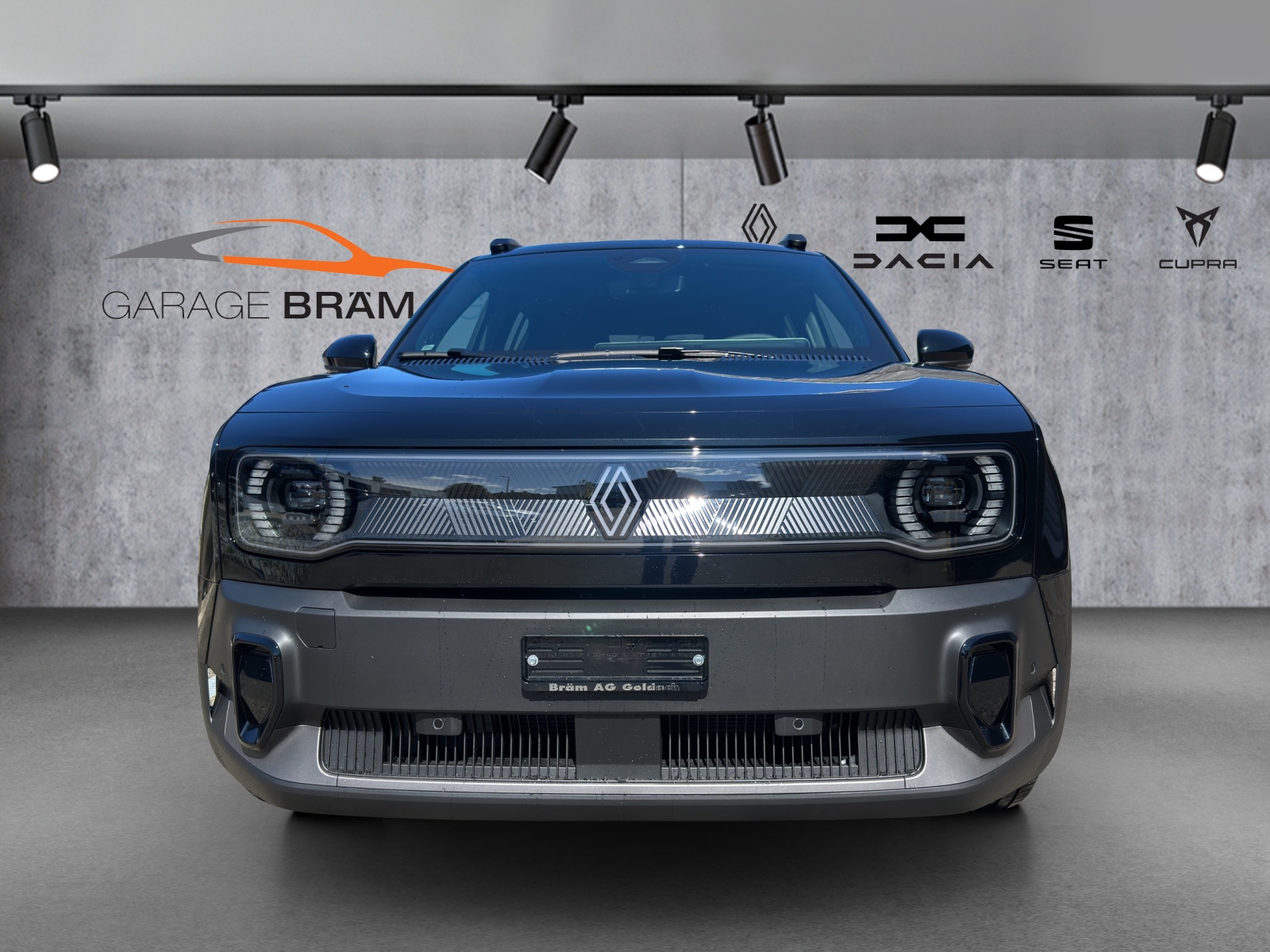 RENAULT R4 E-Tech Comfort Range 52 kWh Iconic-image-1