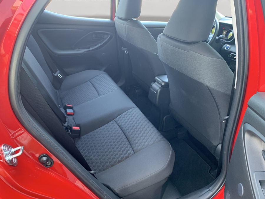TOYOTA Yaris 1.5 Trend e-CVT-image-9