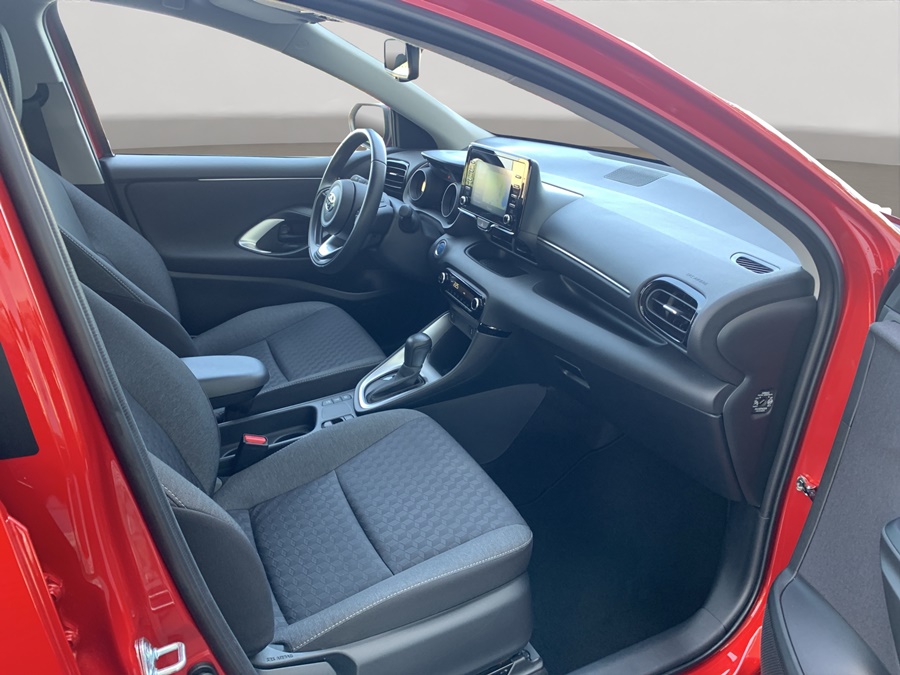 TOYOTA Yaris 1.5 Trend e-CVT-image-8