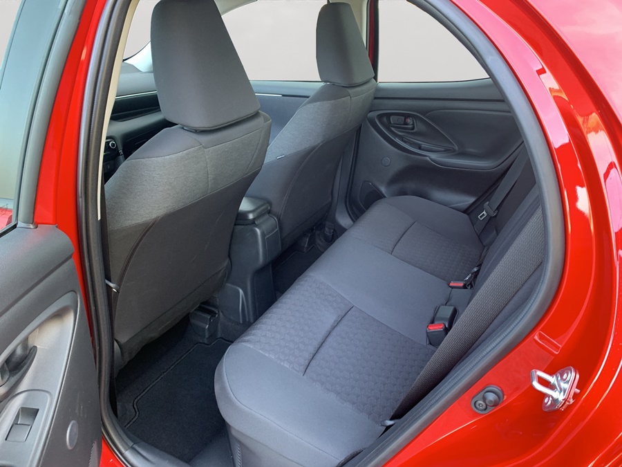 TOYOTA Yaris 1.5 Trend e-CVT-image-7