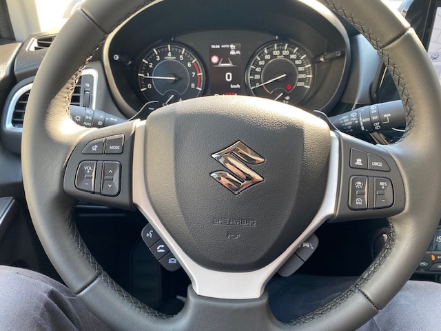 SUZUKI S-Cross 1.4 T Compact Top Hybrid 4x4-image-5