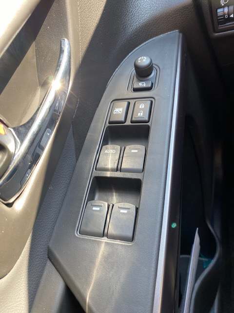 SUZUKI S-Cross 1.4 T Compact Top Hybrid 4x4-image-9