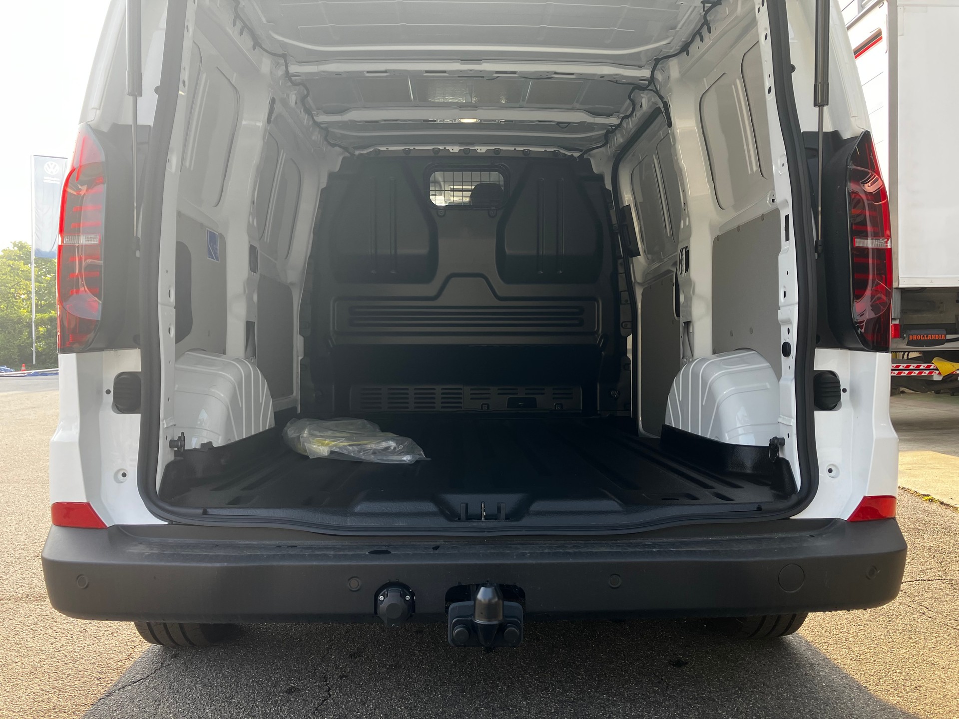 VW e-Transporter 63,8 kWh-image-9