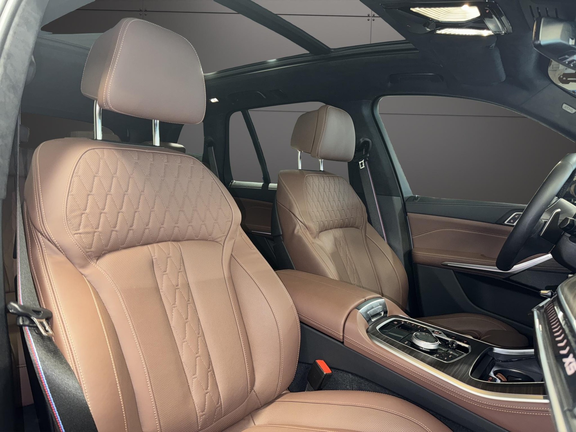 BMW X5 40i xDrive M Sport-image-16