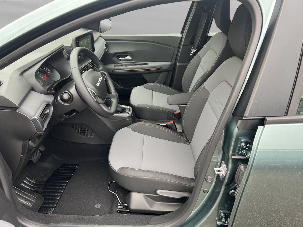 DACIA Sandero 1.0 TCe 90 Stepway Extreme-image-3