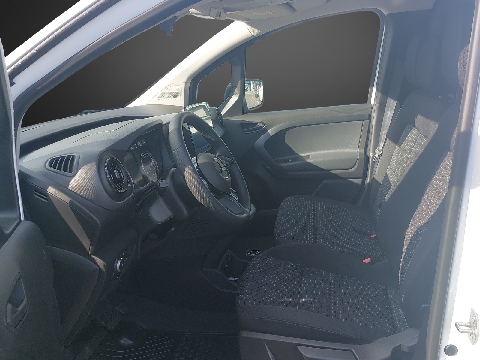 MERCEDES-BENZ eCitan 45kWh Pro-image-6