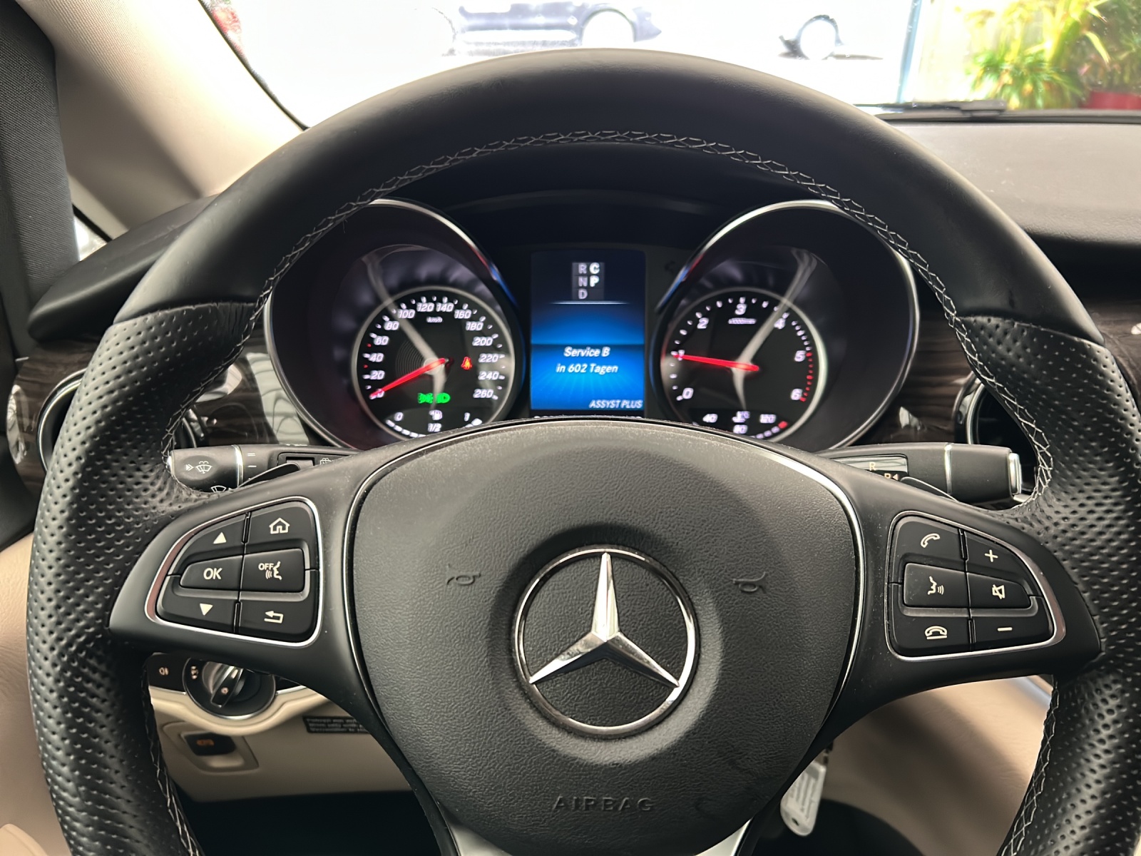 MERCEDES-BENZ Marco Polo 300 d 4M Automat AHK - Standheizung - LED Light System-image-11