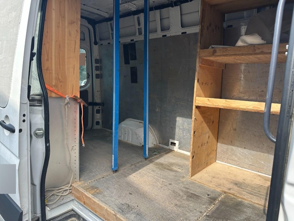 VW CRAFTER-image-5