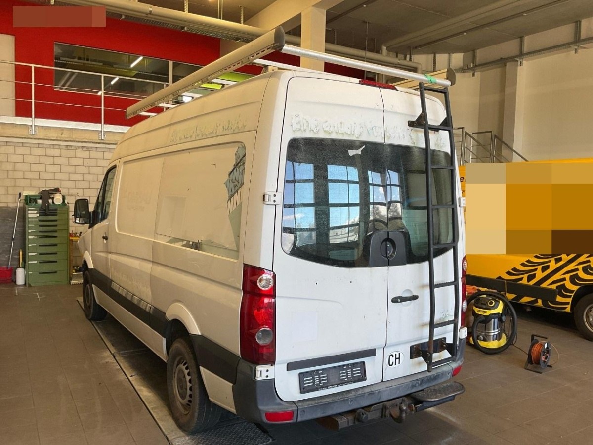 VW CRAFTER-image-1