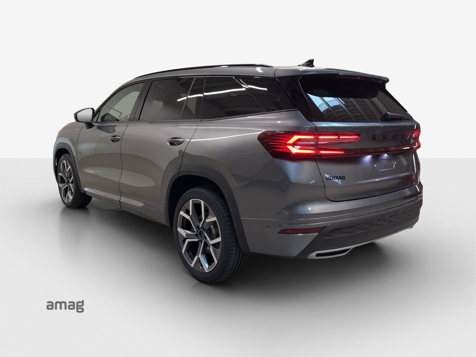 SKODA Kodiaq 2.0 TDI Sportline 4x4-image-2