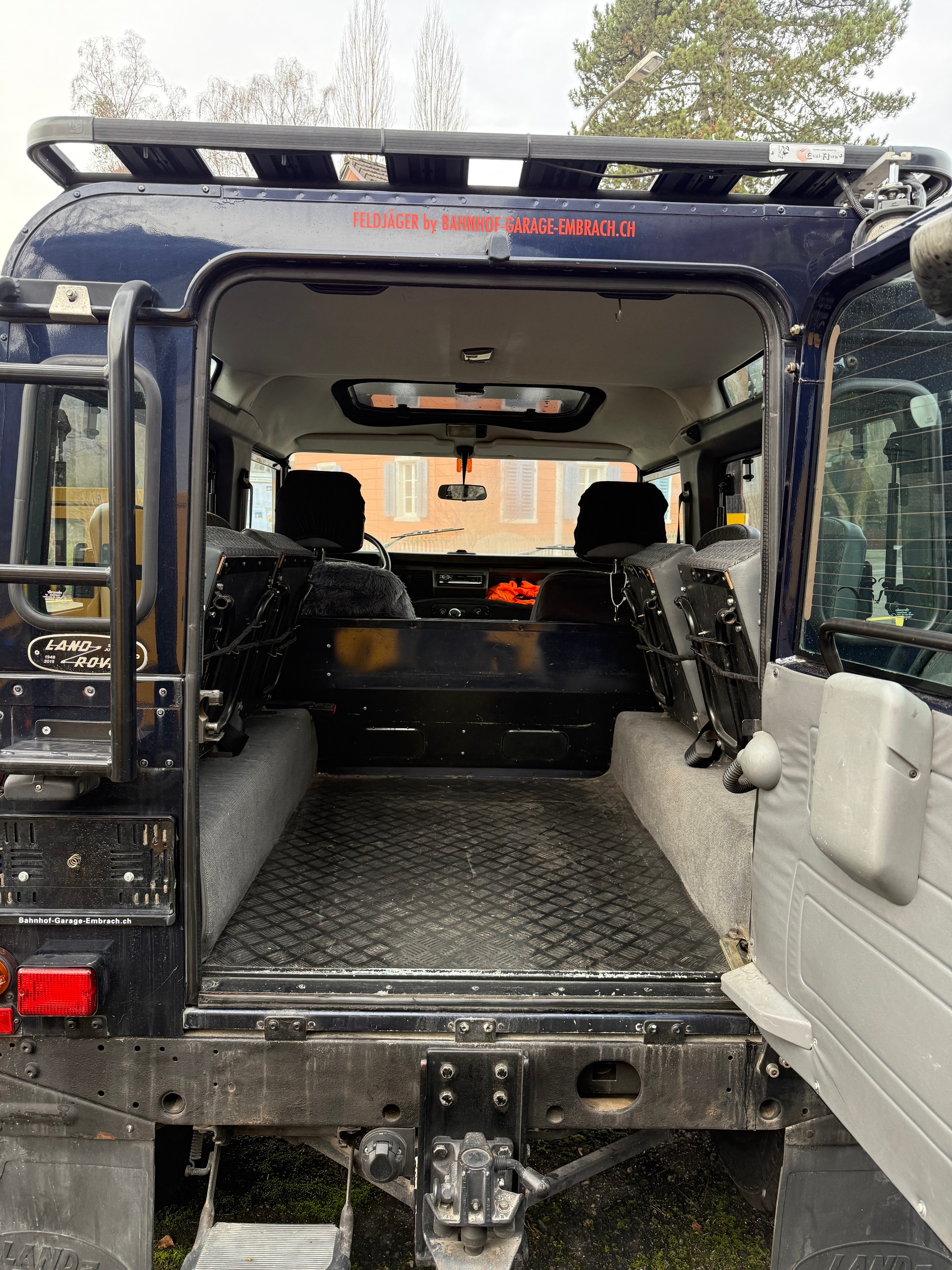 LAND ROVER Defender 90 SW 2.5 Td5-image-4