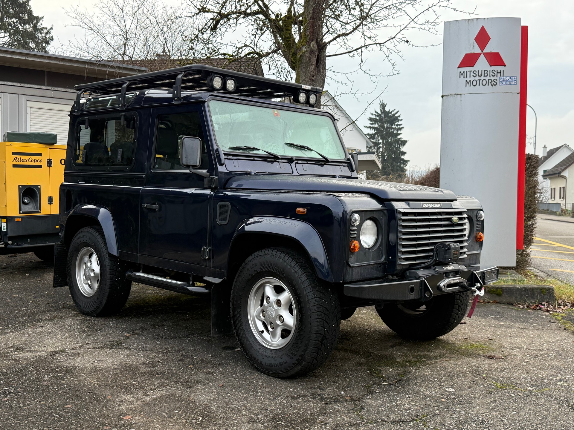 LAND ROVER Defender 90 SW 2.5 Td5-image-0