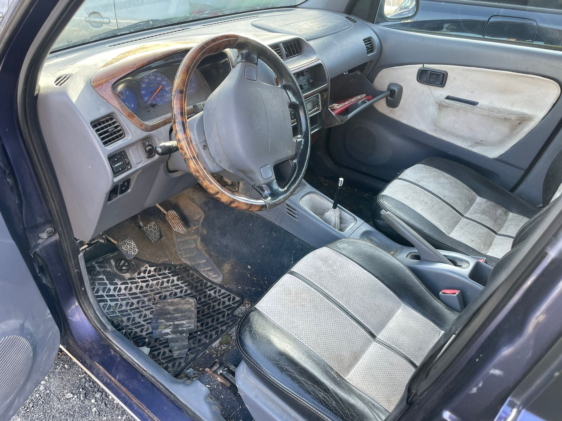 DAIHATSU Terios 1.3 16V 4x4-image-10