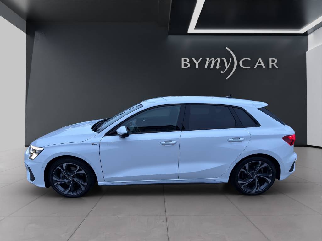 AUDI A3 Sportback 40 TFSI S line quattro S-tronic-image-2