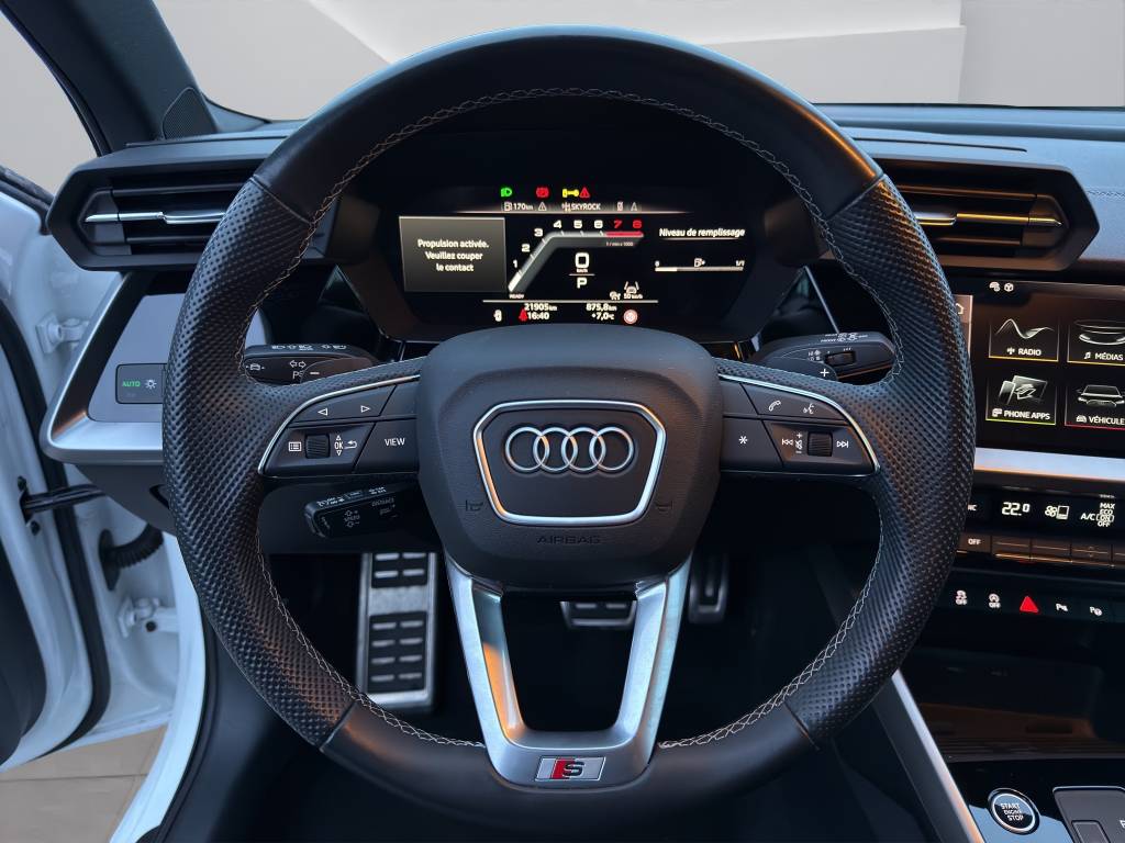 AUDI A3 Sportback 40 TFSI S line quattro S-tronic-image-13