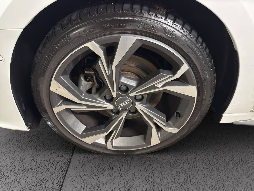 AUDI A3 Sportback 40 TFSI S line quattro S-tronic-image-14
