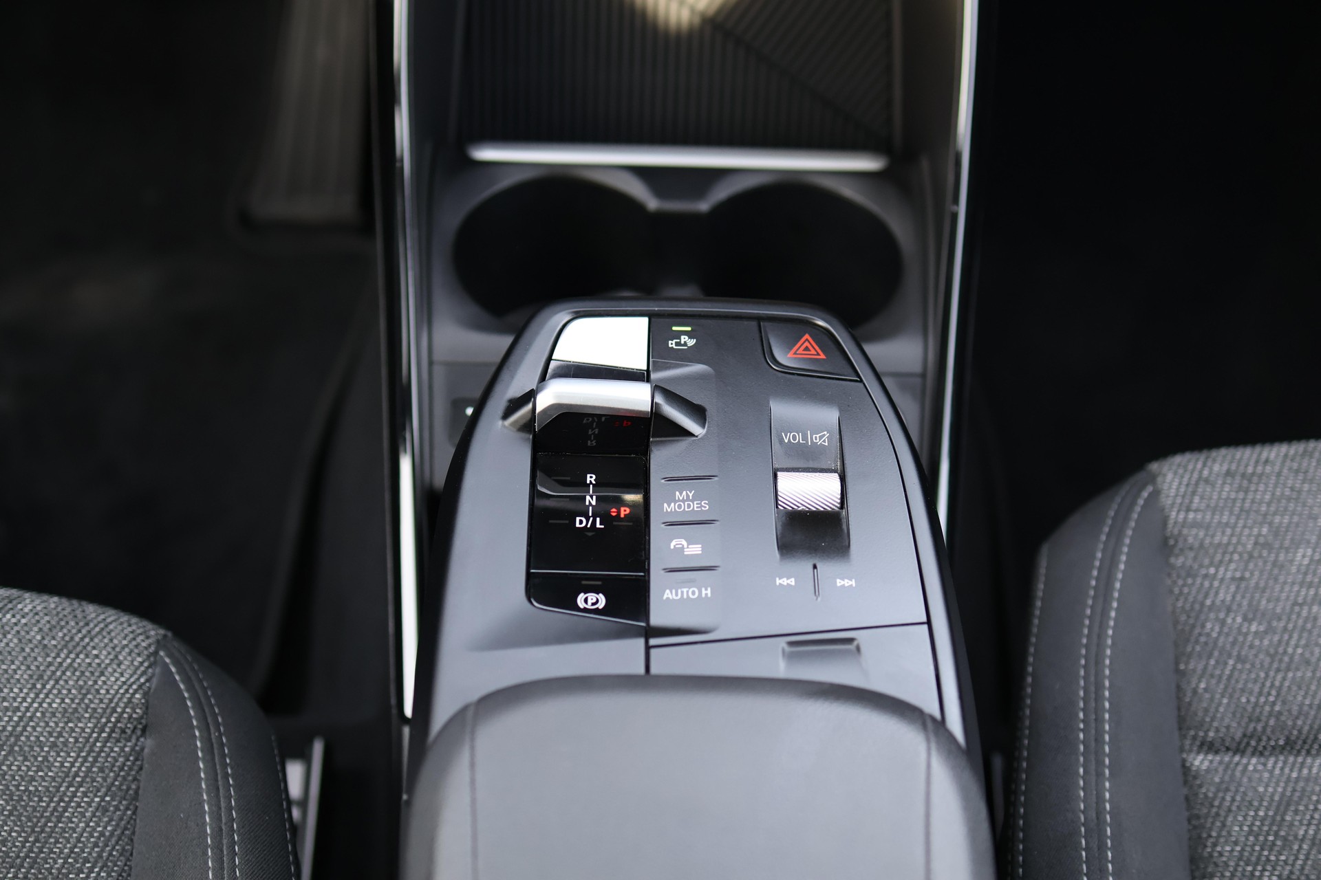 BMW 218i Active Tourer-image-20