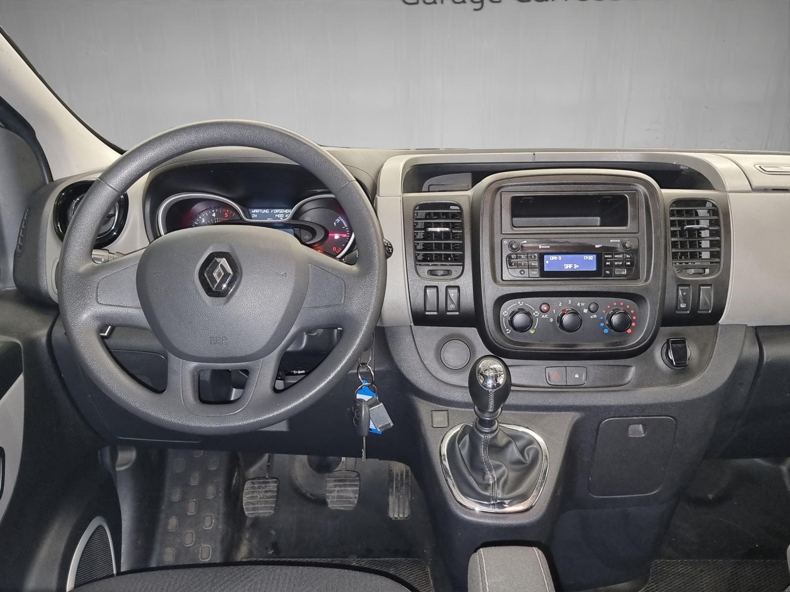 RENAULT Trafic Passenger 1.6 dCi Zen, mit Standheizung-image-7