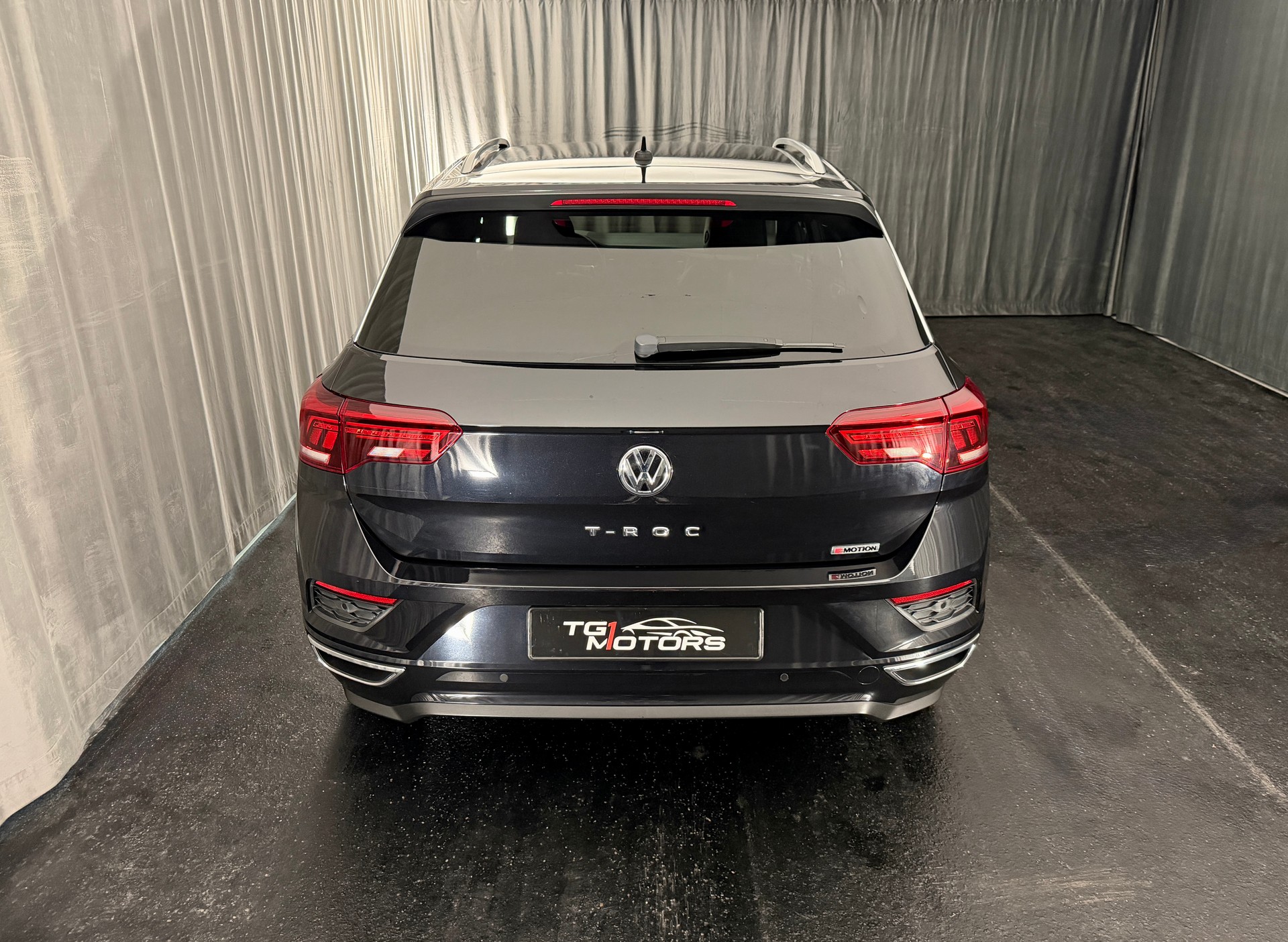 VW T-Roc 2.0 TSI Sport DSG 4Motion-image-3