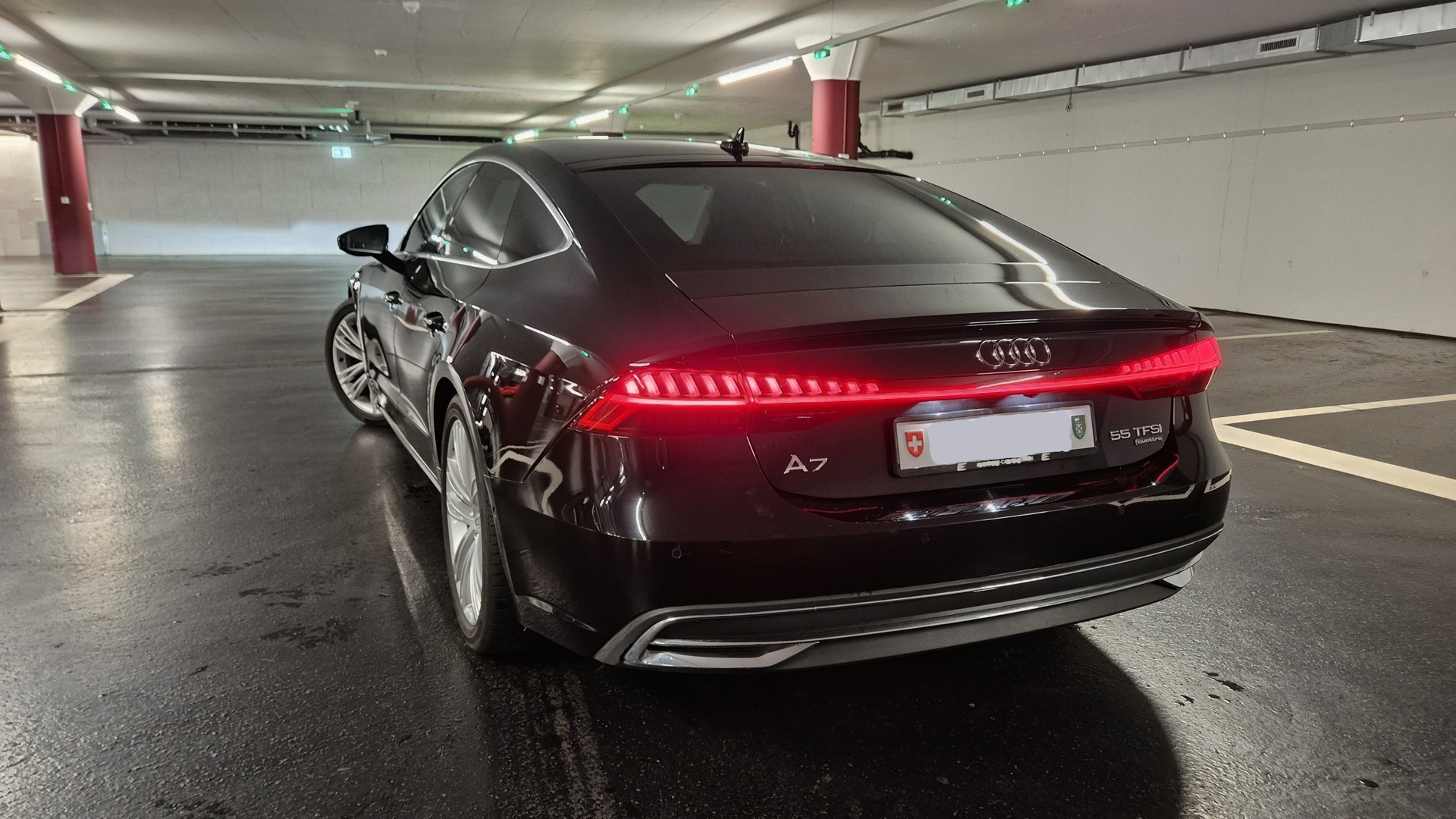 AUDI A7 Sportback 55 TFSI quattro S-tronic-image-4