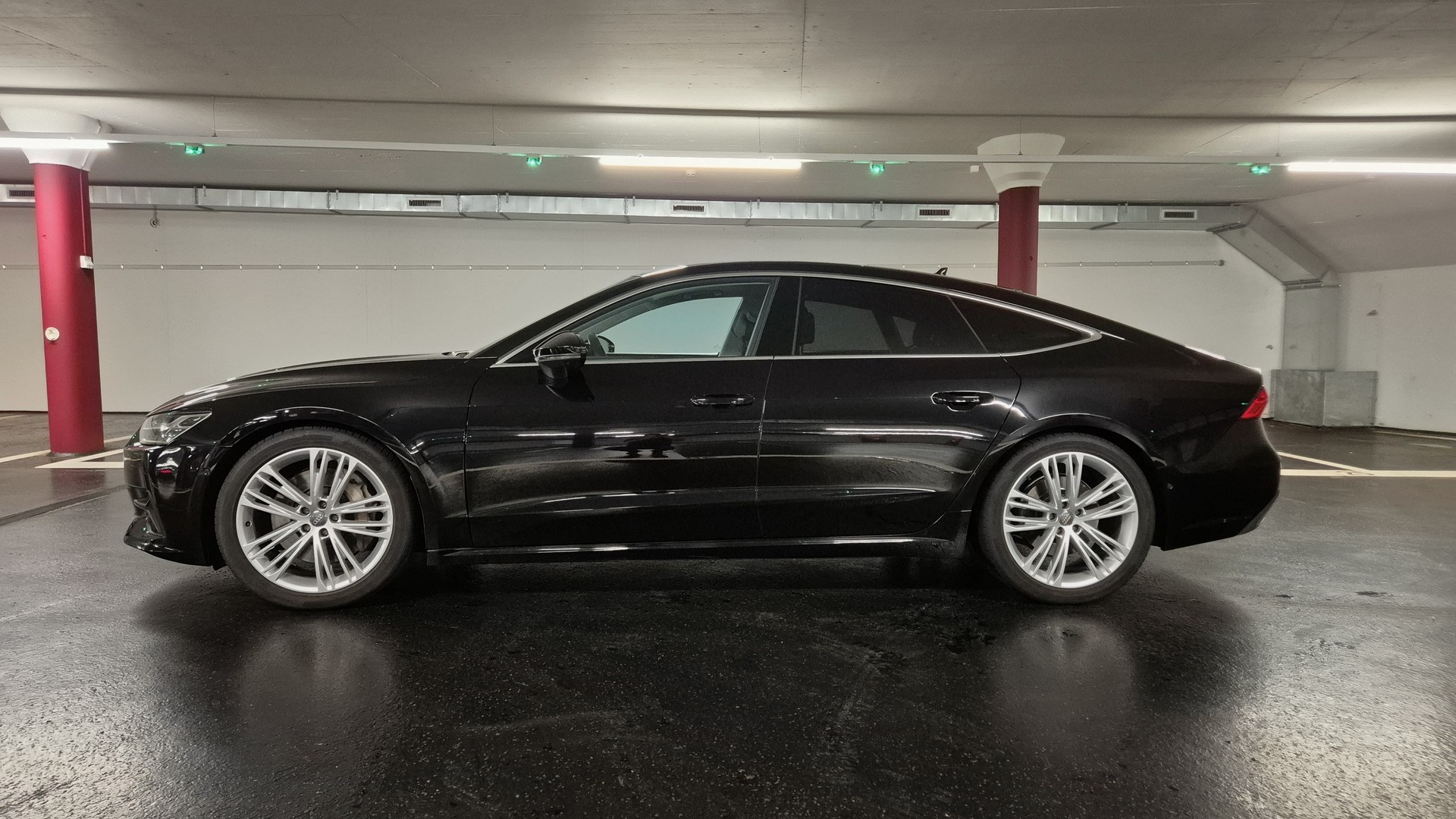 AUDI A7 Sportback 55 TFSI quattro S-tronic-image-5