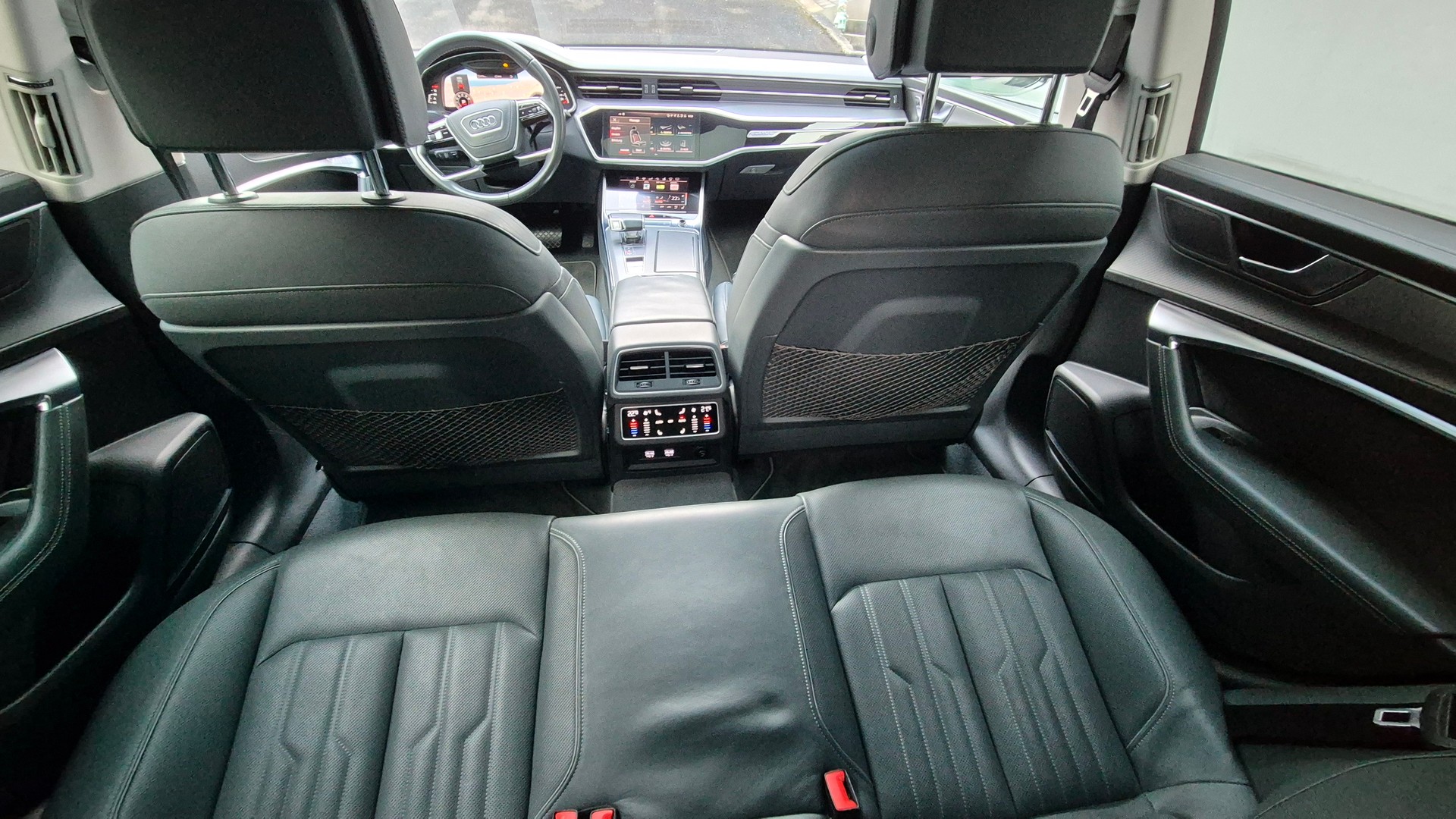 AUDI A7 Sportback 55 TFSI quattro S-tronic-image-9
