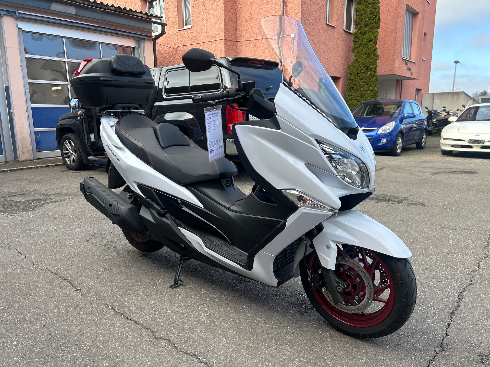 SUZUKI AN 400 Burgman ABS-showroom-element-1
