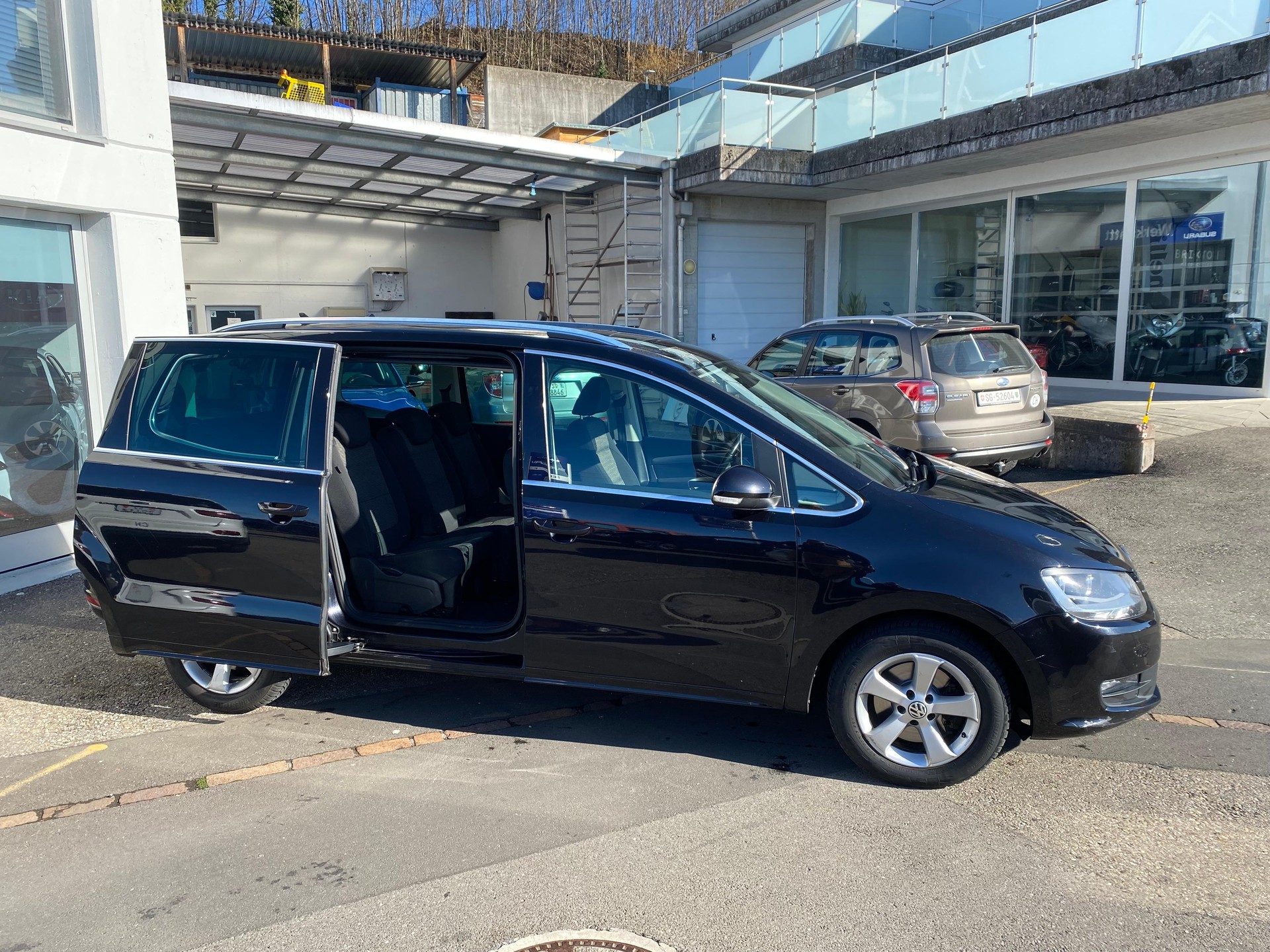VW Sharan 2.0 TDI BlueMT Trendline-image-4