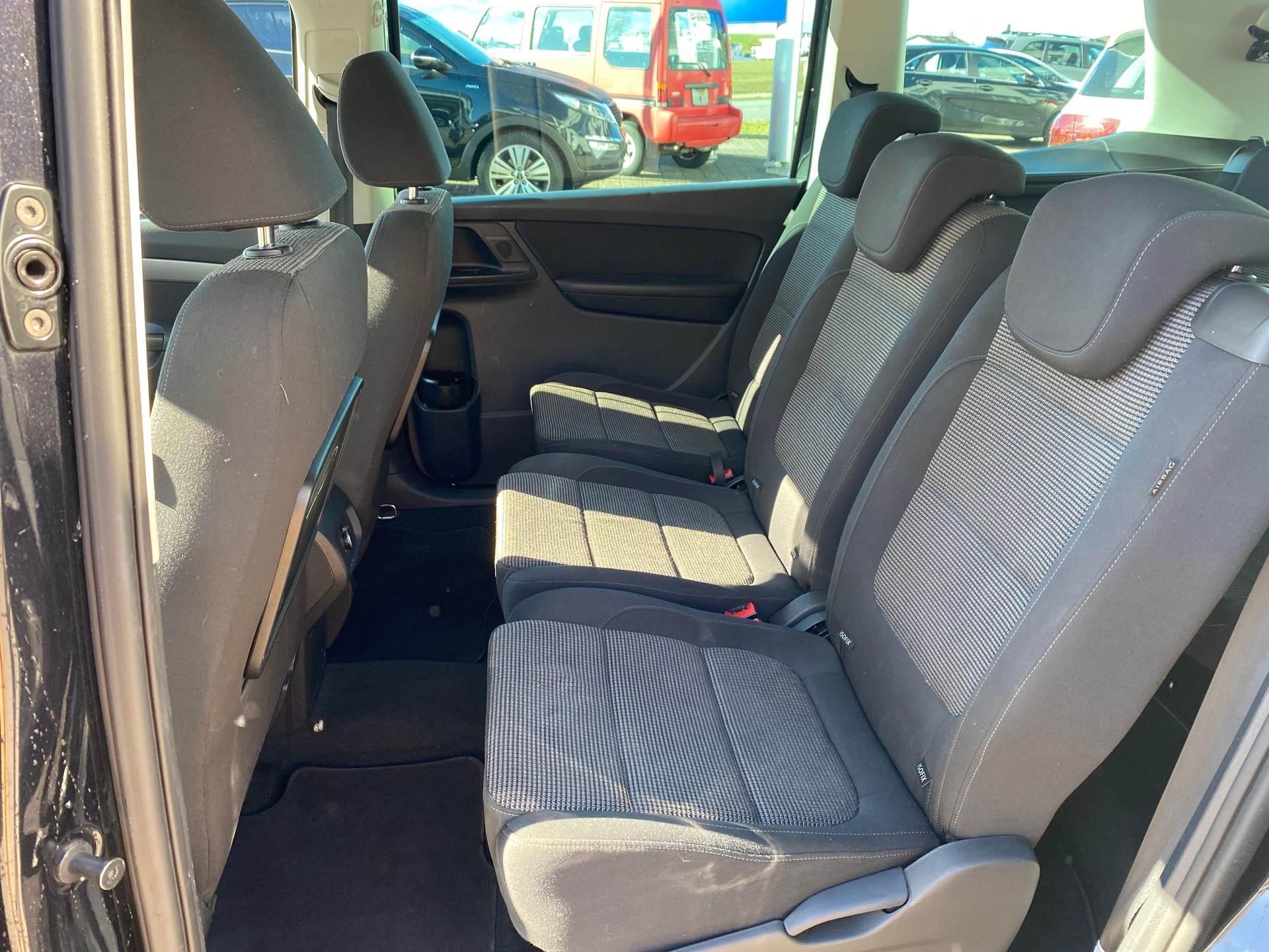 VW Sharan 2.0 TDI BlueMT Trendline-image-11