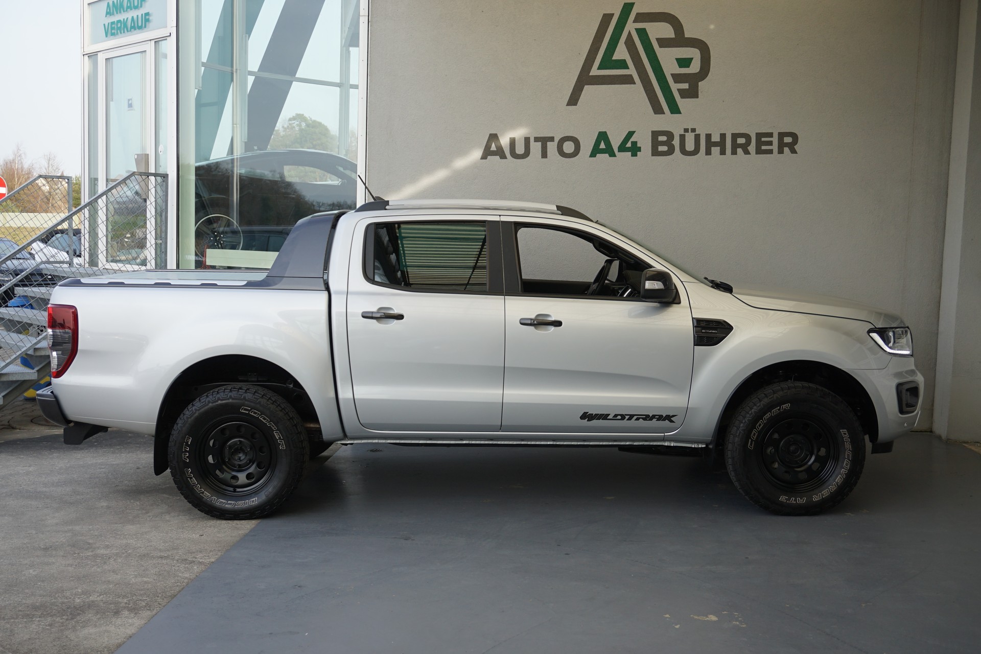 FORD Ranger Stormtrak/Wildtrak 2.0 TDCi 4x4 Automat 213PS aus erster Hand !! 3500kg Anhängelast!!-image-6
