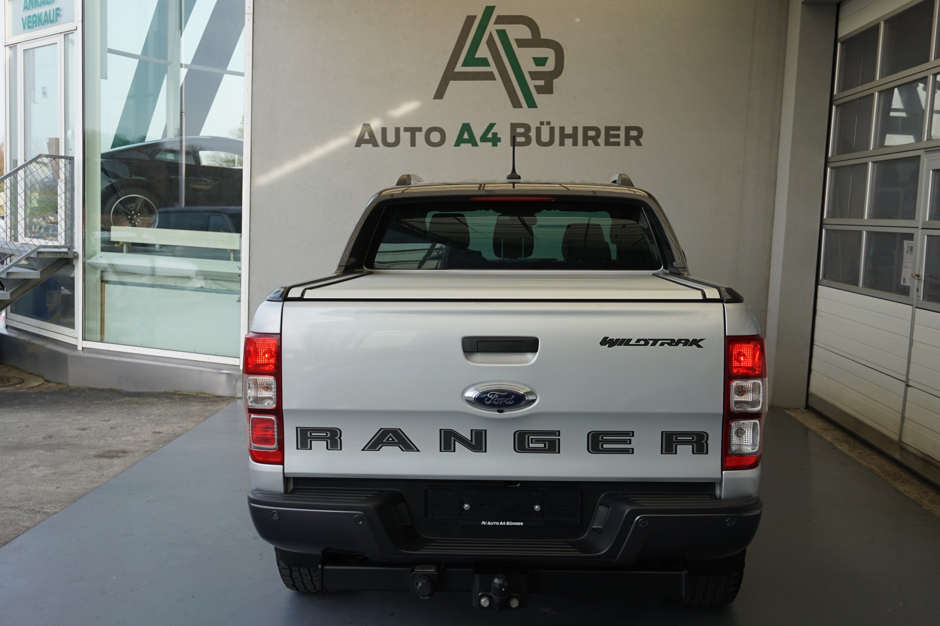 FORD Ranger Stormtrak/Wildtrak 2.0 TDCi 4x4 Automat 213PS aus erster Hand !! 3500kg Anhängelast!!-image-11