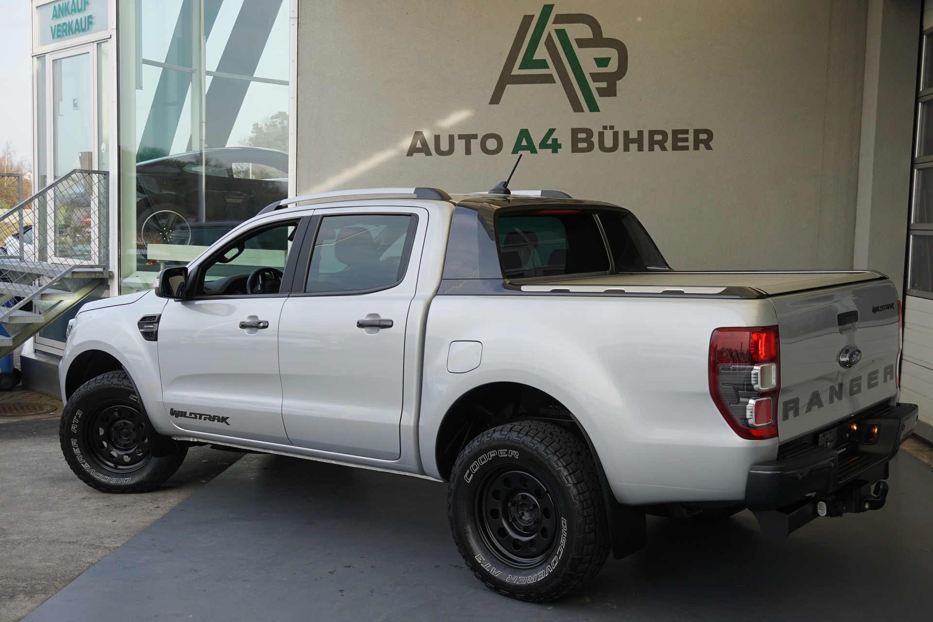 FORD Ranger Stormtrak/Wildtrak 2.0 TDCi 4x4 Automat 213PS aus erster Hand !! 3500kg Anhängelast!!-image-7