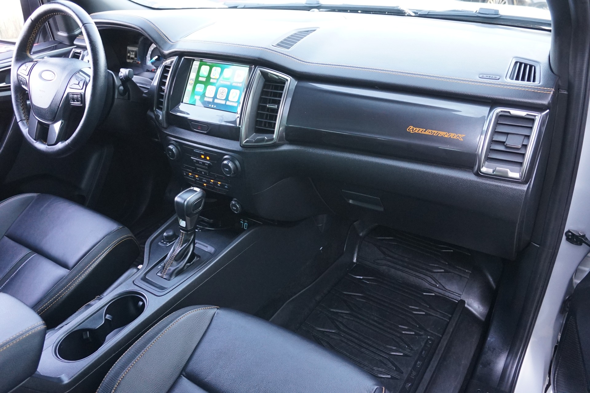 FORD Ranger Stormtrak/Wildtrak 2.0 TDCi 4x4 Automat 213PS aus erster Hand !! 3500kg Anhängelast!!-image-21