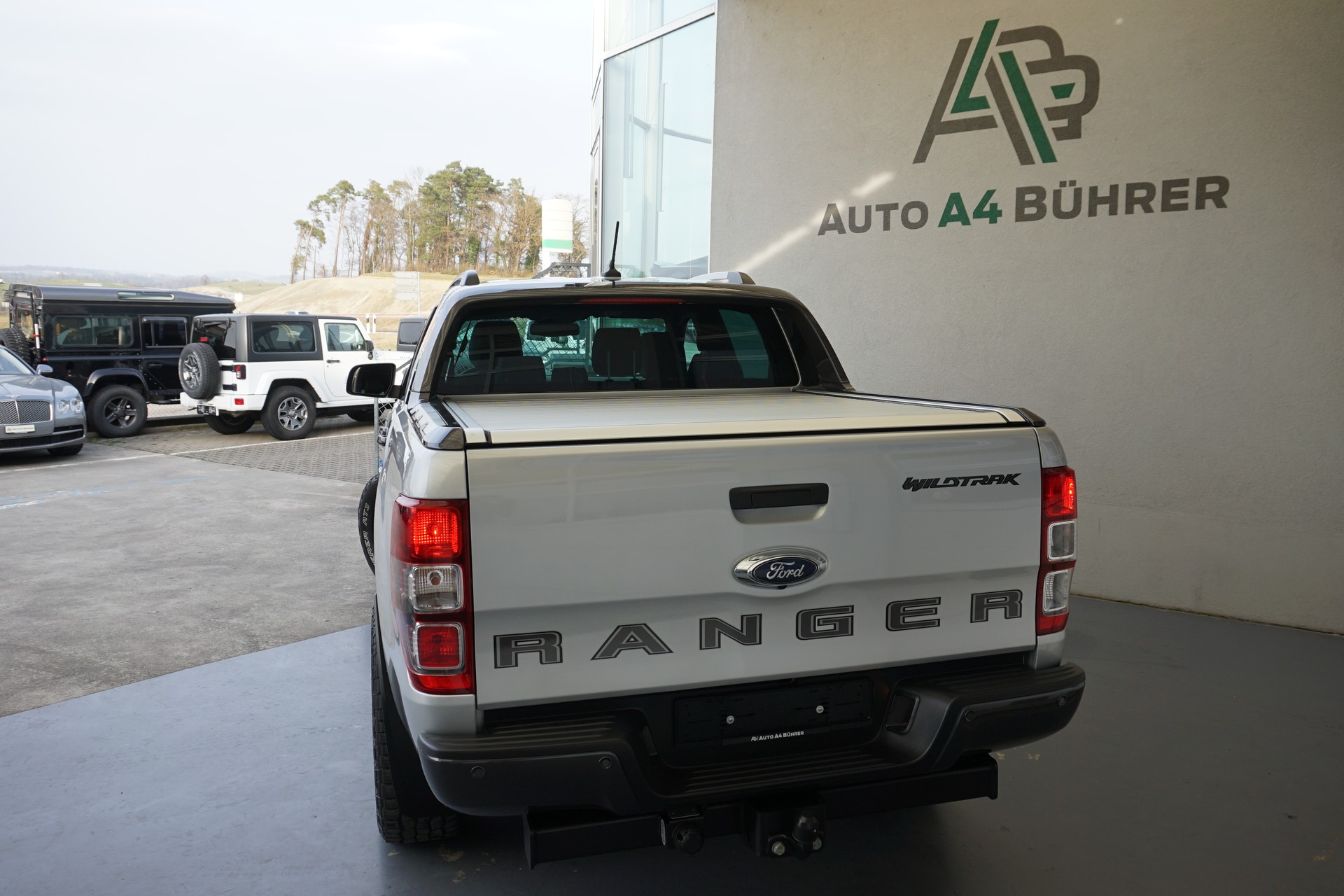 FORD Ranger Stormtrak/Wildtrak 2.0 TDCi 4x4 Automat 213PS aus erster Hand !! 3500kg Anhängelast!!-image-8