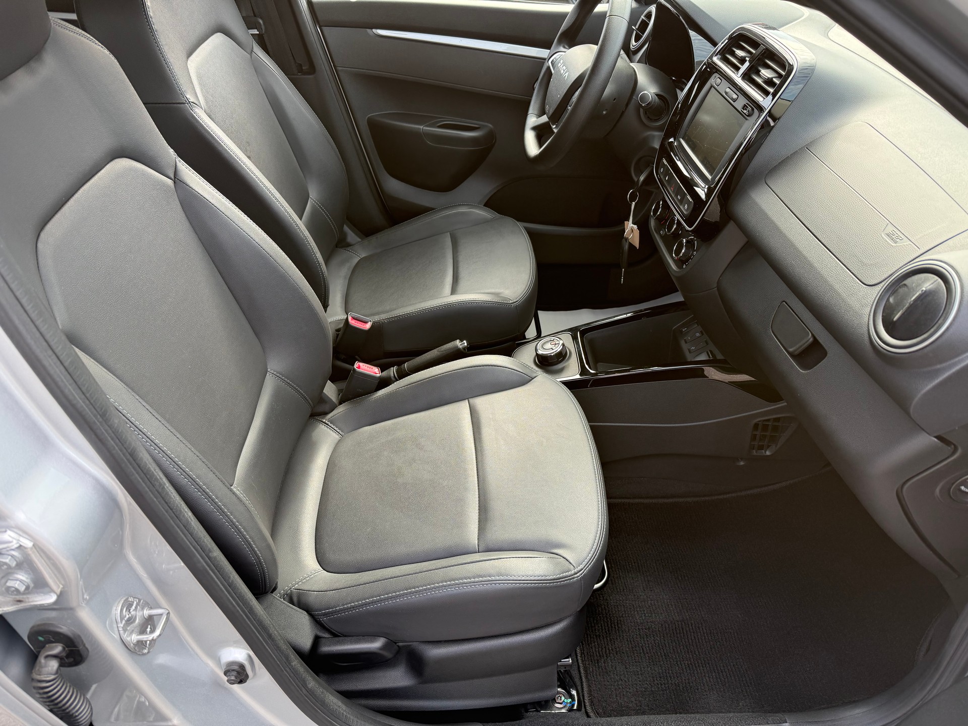 DACIA Spring 27 kWh Expression-image-10