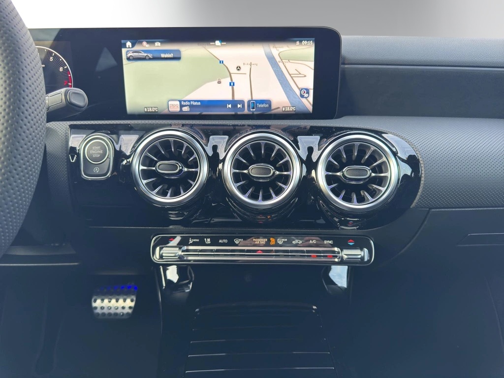 MERCEDES-BENZ A 250 4Matic 8G-DCT-image-12