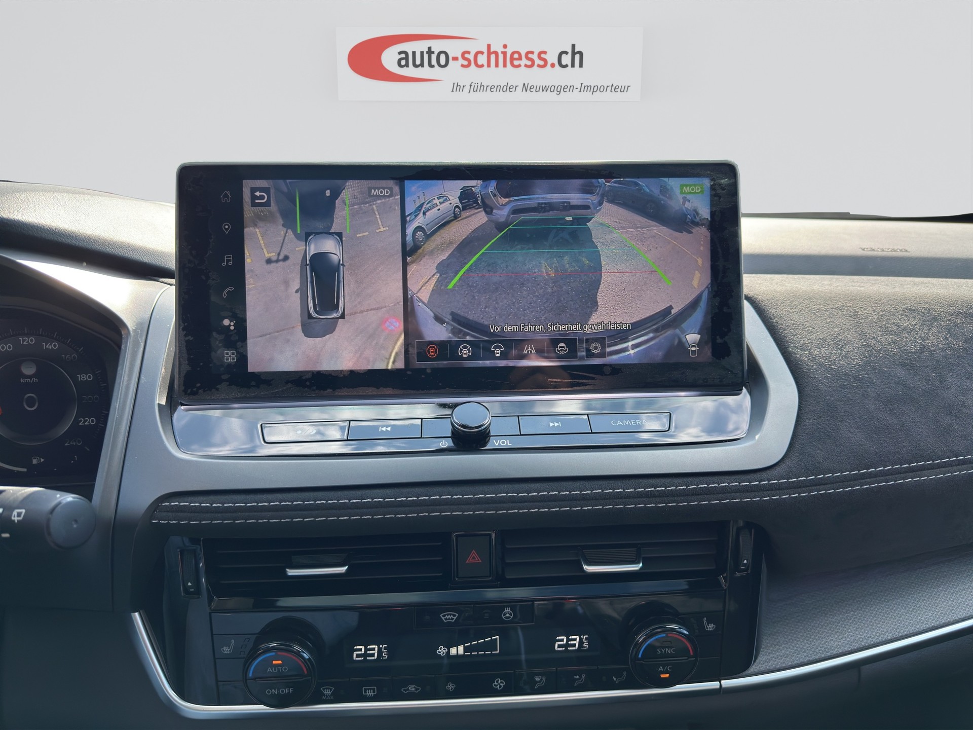 NISSAN Qashqai 1.3 DIG-T MHEV Tekna+ Xtronic-image-17