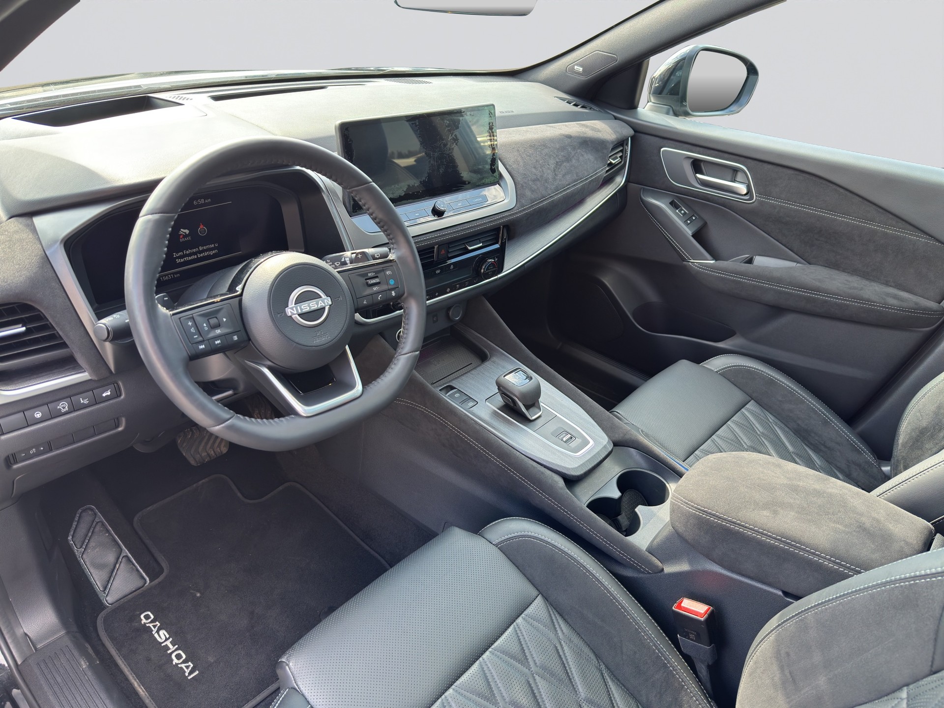 NISSAN Qashqai 1.3 DIG-T MHEV Tekna+ Xtronic-image-6