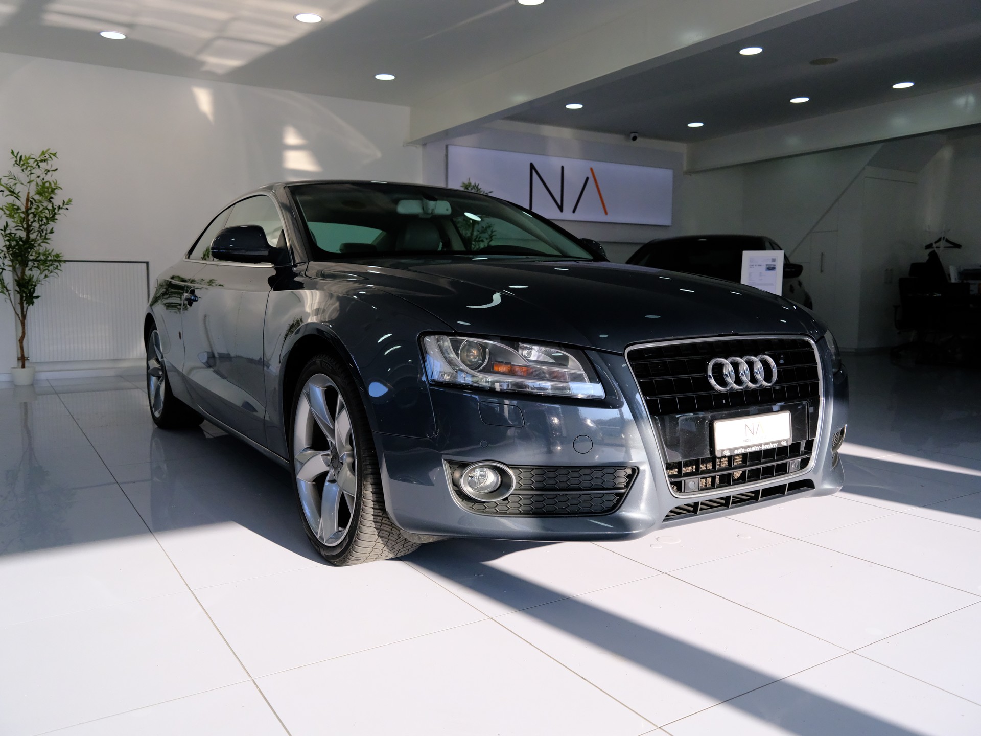 AUDI A5 Coupé 3.2 FSI multitronic-image-1