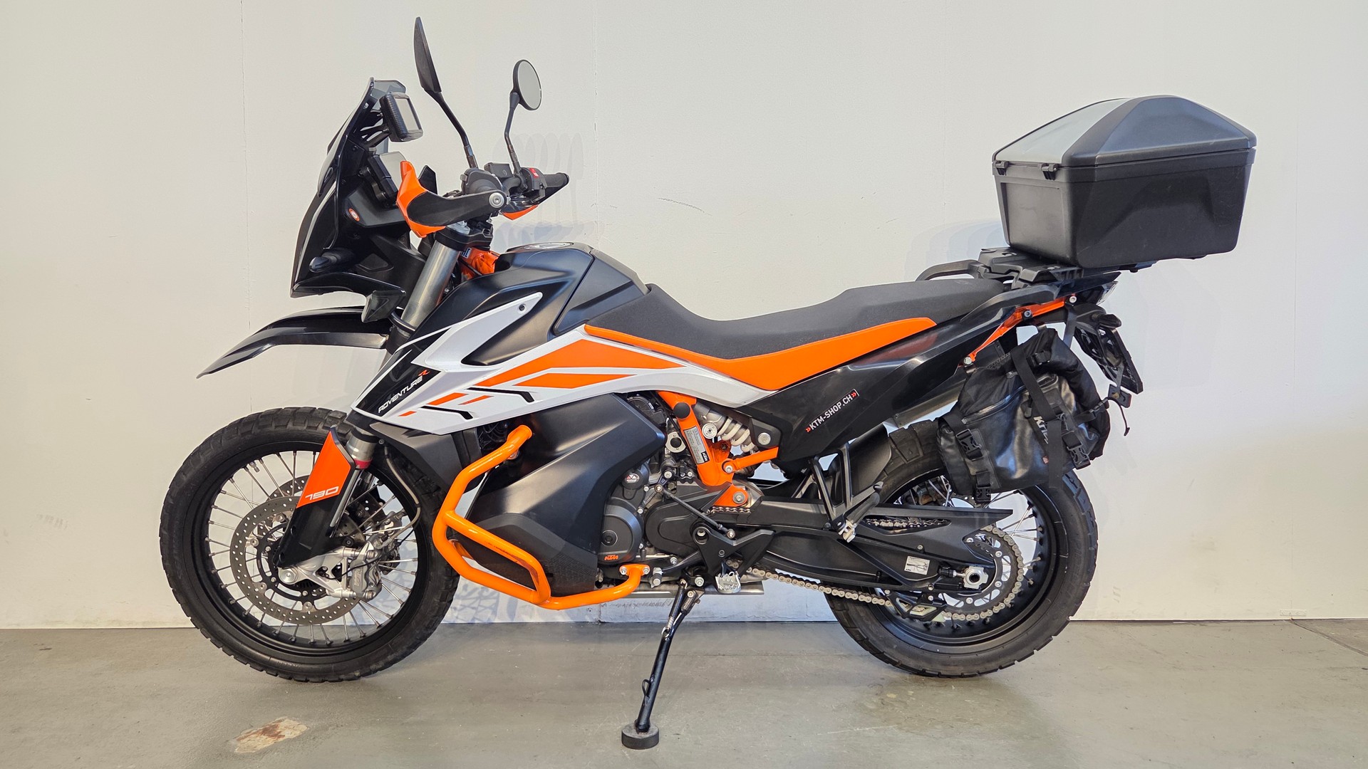 KTM 790 Adventure R ABS (35 kW)-showroom-element-1