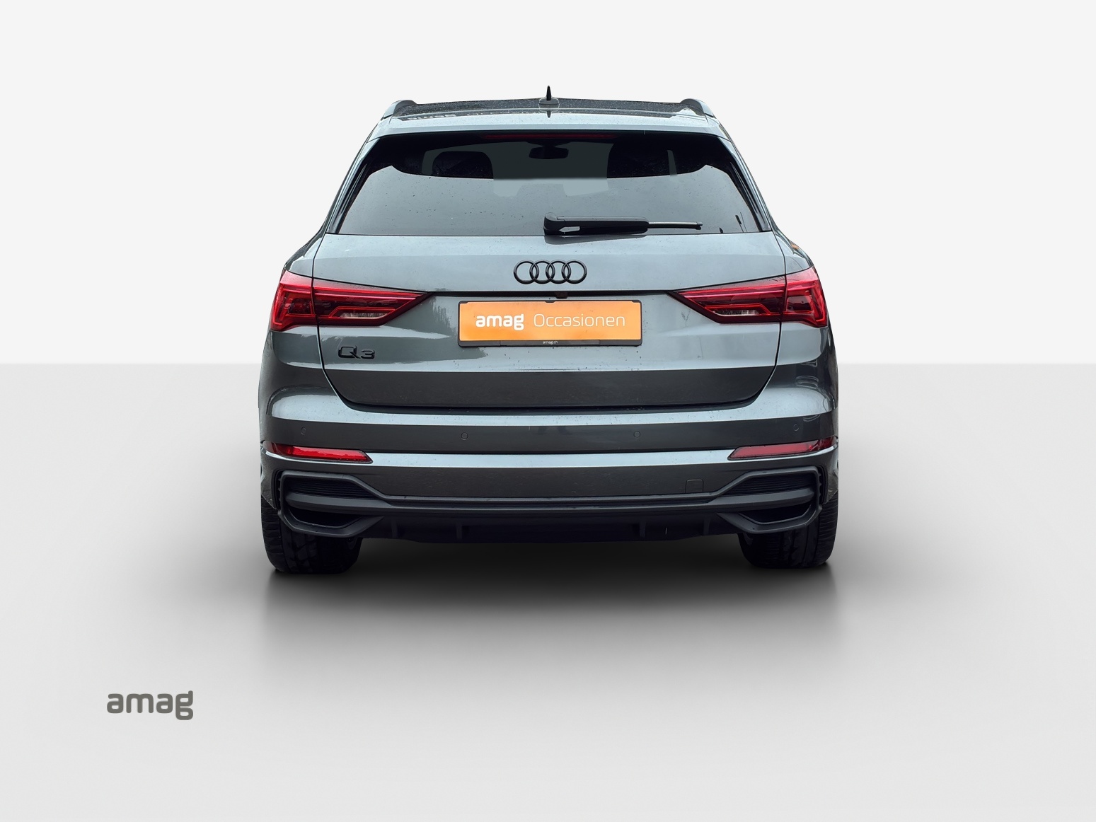 AUDI Q3 35 TFSI S line Attraction S-tronic-image-3
