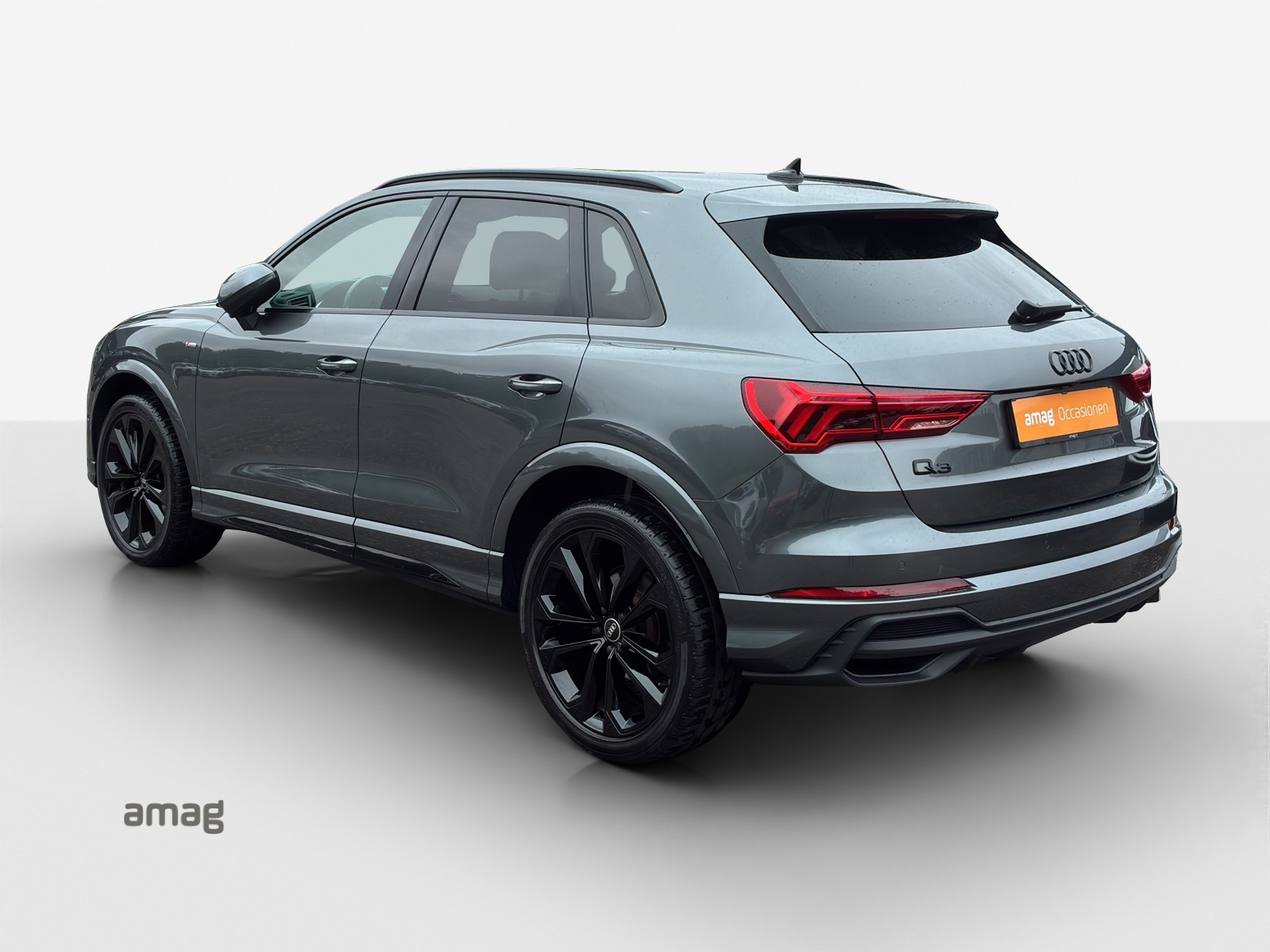 AUDI Q3 35 TFSI S line Attraction S-tronic-image-2